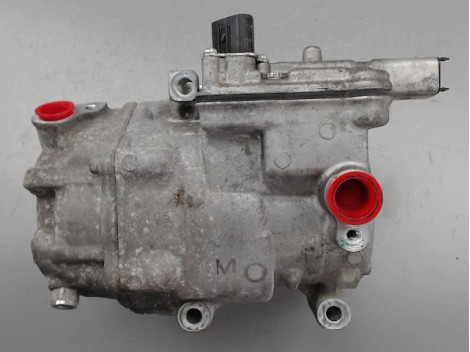 COMPRESSEUR AIR CONDITIONNE TOYOTA YARIS