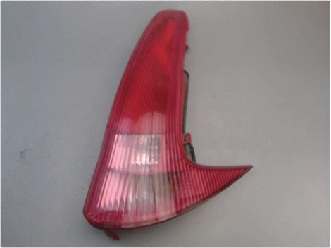 FEU ARRIERE DROIT PEUGEOT 206