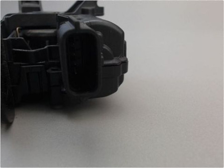 SERRURE HAYON  DACIA DUSTER