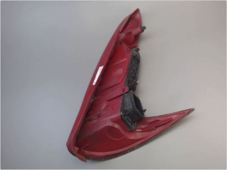 FEU ARRIERE GAUCHE  PEUGEOT 206