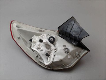 FEU ARRIERE DROIT OPEL ASTRA