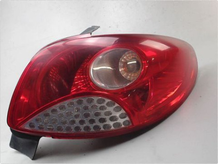 FEU ARRIERE DROIT PEUGEOT 206