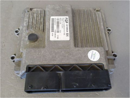 CALCULATEUR MOTEUR OPEL TIGRA