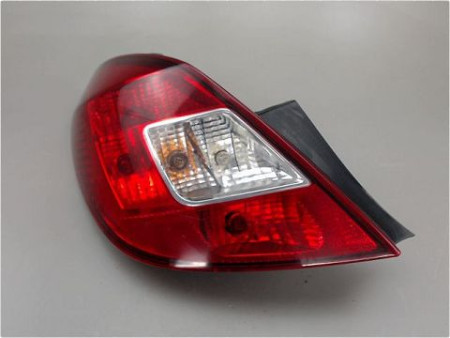 FEU ARRIERE GAUCHE  OPEL CORSA