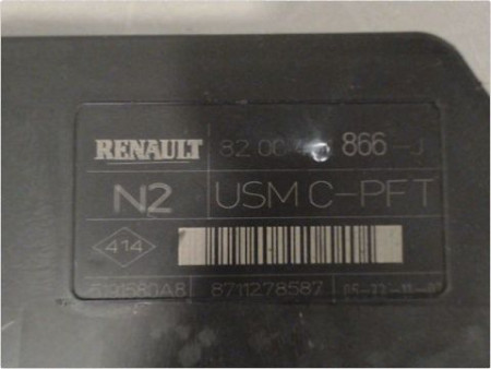 BOITE A FUSIBLES RENAULT MEGANE