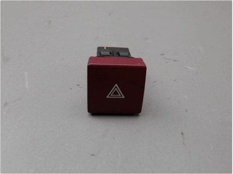 BOUTON DE WARNING CITROEN BERLINGO