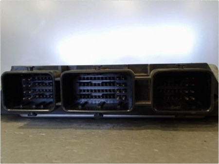CALCULATEUR MOTEUR PEUGEOT PARTNER