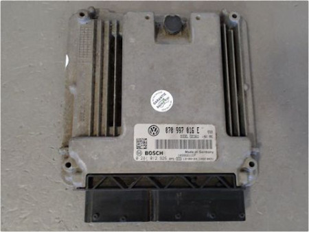CALCULATEUR MOTEUR VOLKSWAGEN TOUAREG