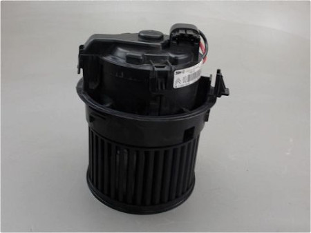 MOTEUR VENTILATEUR CHAUFFAGE PEUGEOT 208