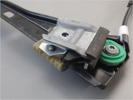 MECANISME LEVE-GLACE AVANT GAUCHE VOLKSWAGEN GOLF