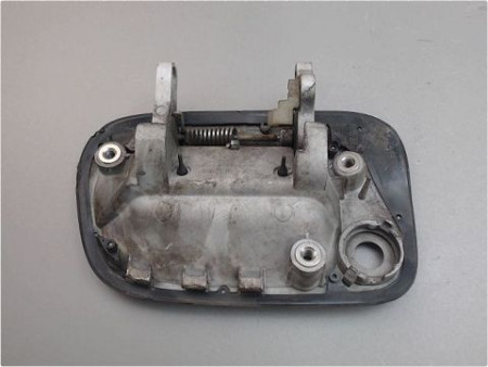 POIGNEE EXTERIEURE PORTE BATTANTE TOYOTA RAV4
