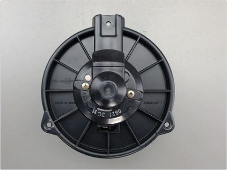 MOTEUR VENTILATEUR CHAUFFAGE TOYOTA YARIS