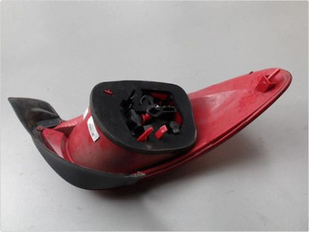 FEU ARRIERE DROIT PEUGEOT 206