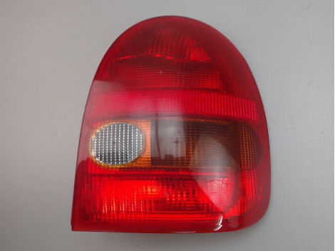 FEU ARRIERE DROIT OPEL CORSA