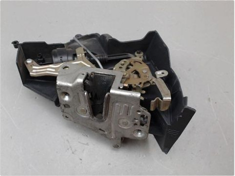SYSTEME CONDAMNATION ARRIERE DROIT MERCEDES E200