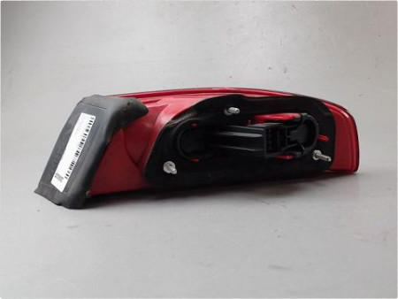 FEU ARRIERE GAUCHE  ALFA ROMEO 159