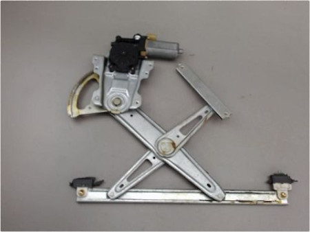 MECANISME LEVE-GLACE AVANT DROIT TOYOTA YARIS