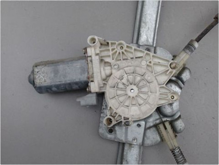 MECANISME LEVE-GLACE AVANT DROIT PEUGEOT 206