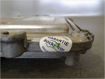 CALCULATEUR MOTEUR OPEL ZAFIRA