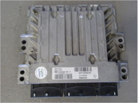 CALCULATEUR MOTEUR RENAULT MEGANE