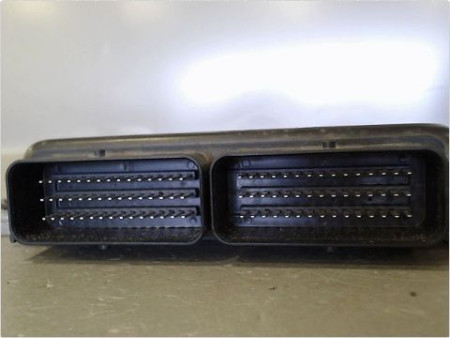 CALCULATEUR MOTEUR RENAULT MEGANE