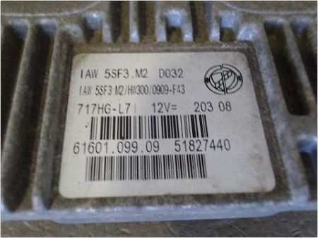 CALCULATEUR MOTEUR FIAT PUNTO