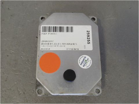 CALCULATEUR MOTEUR FIAT PUNTO