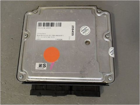 CALCULATEUR MOTEUR TOYOTA YARIS