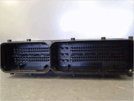 CALCULATEUR MOTEUR OPEL CORSA