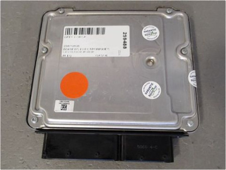 CALCULATEUR MOTEUR OPEL CORSA