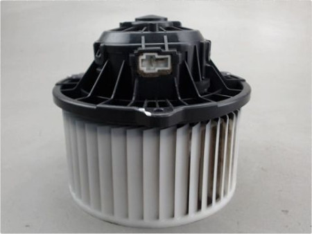 MOTEUR VENTILATEUR CHAUFFAGE KIA SPORTAGE