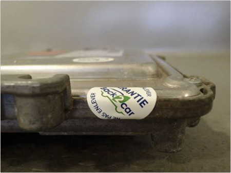CALCULATEUR MOTEUR RENAULT MEGANE