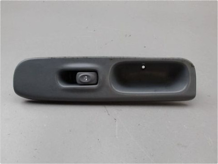 COMMANDE LEVE-GLACE PORTE AVD RENAULT TWINGO