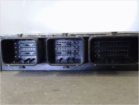 CALCULATEUR MOTEUR PEUGEOT 206