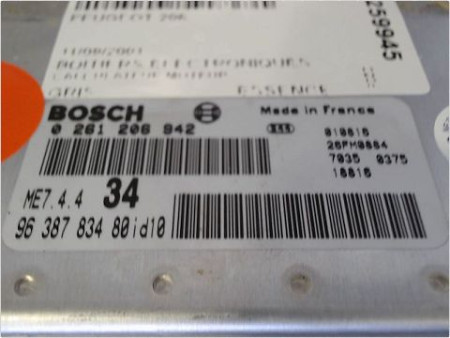 CALCULATEUR MOTEUR PEUGEOT 206