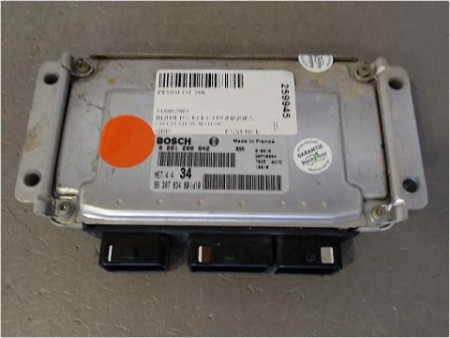 CALCULATEUR MOTEUR PEUGEOT 206