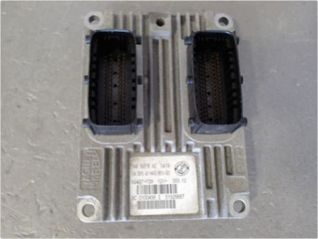 CALCULATEUR MOTEUR FIAT PUNTO