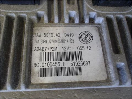 CALCULATEUR MOTEUR FIAT PUNTO