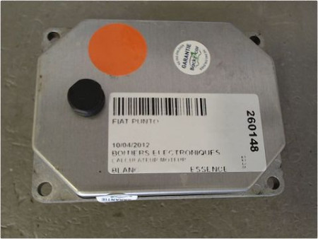 CALCULATEUR MOTEUR FIAT PUNTO
