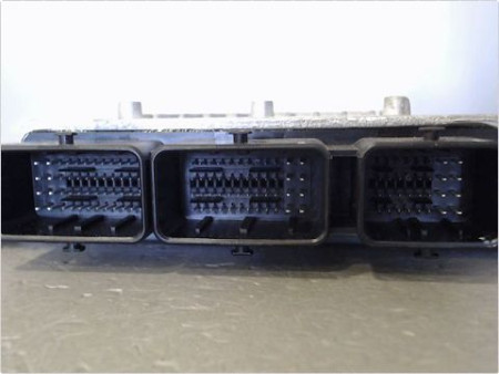 CALCULATEUR MOTEUR FORD FOCUS