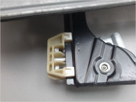 MECANISME LEVE-GLACE AVANT DROIT VOLKSWAGEN CADDY