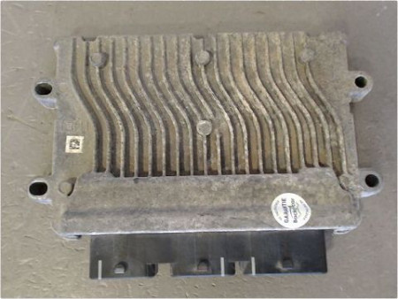 CALCULATEUR MOTEUR PEUGEOT 206