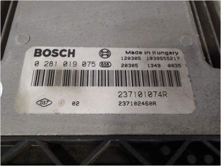 CALCULATEUR MOTEUR RENAULT MEGANE