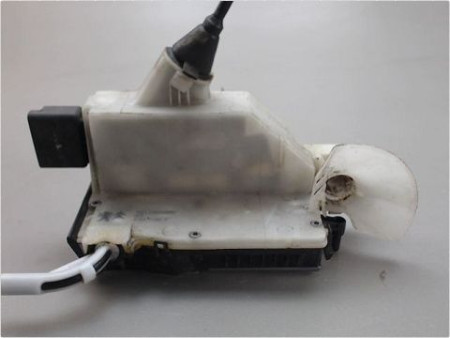 SYSTEME CONDAMNATION AVANT GAUCHE PEUGEOT 208
