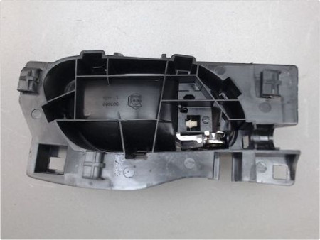 POIGNEE INTERIEURE PORTE AVANT GAUCHE PEUGEOT 208