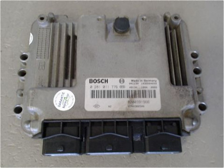 CALCULATEUR MOTEUR RENAULT MEGANE