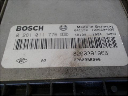 CALCULATEUR MOTEUR RENAULT MEGANE