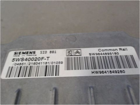 CALCULATEUR MOTEUR PEUGEOT 307