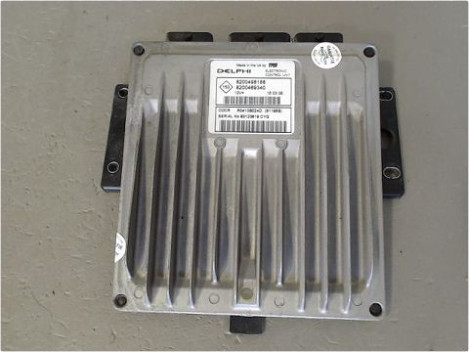 CALCULATEUR MOTEUR RENAULT MEGANE