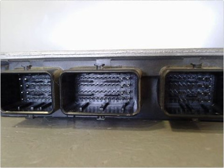 CALCULATEUR MOTEUR RENAULT MEGANE